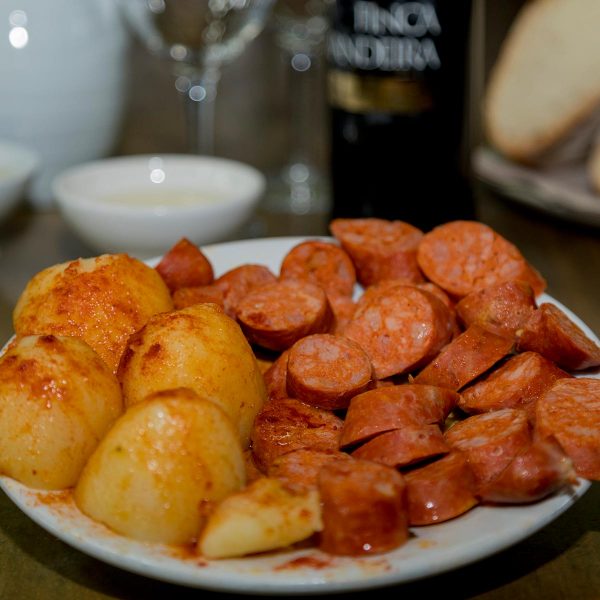 Chorizo con Cachelos - Comida Gallega